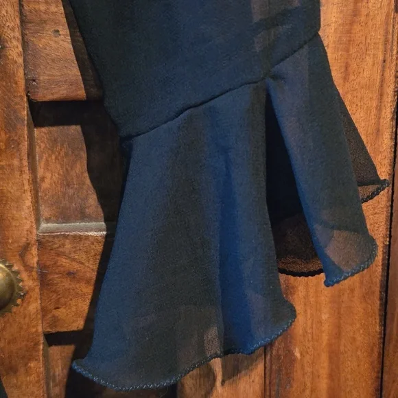 Black Ruffled Sequin-Detail Women's Top - Picture 4 of 7